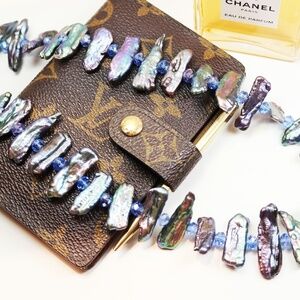 Stunning Aurora Borealis Pearl & Crystal Necklace